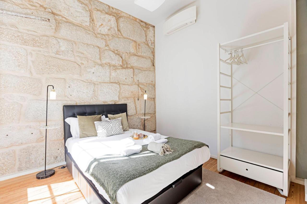 Lovelystay - Aurora Mezzanine Porto Luaran gambar