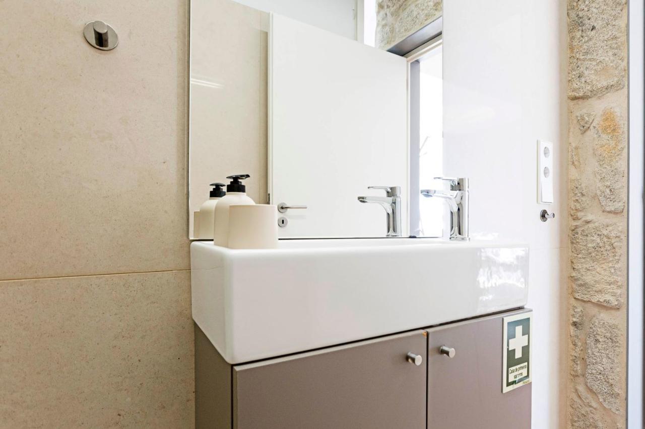 Lovelystay - Aurora Mezzanine Porto Luaran gambar